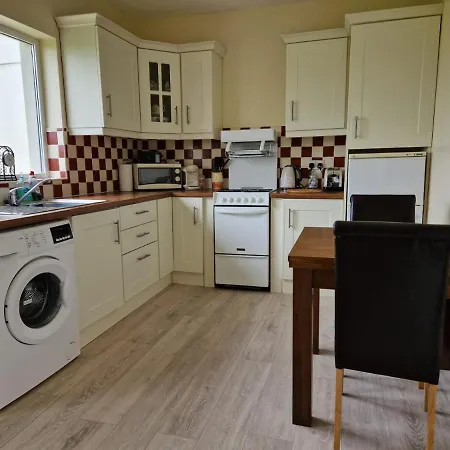 아파트 Baker's Cross House *